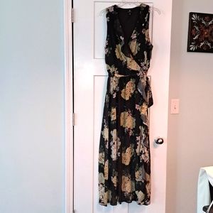 Like new Disney princess  maxi dress